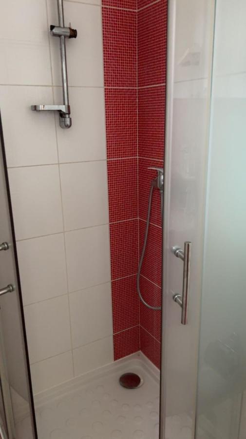 Apartment Moon Praga Zewnętrze zdjęcie