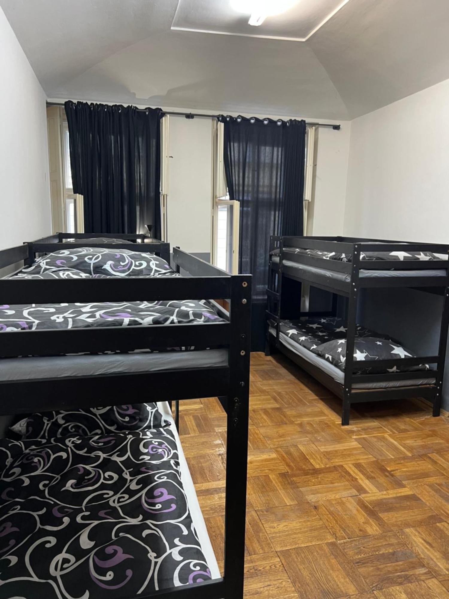 Apartment Moon Praga Zewnętrze zdjęcie