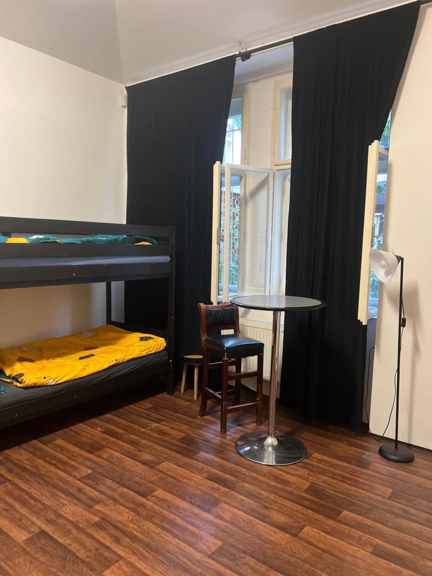 Apartment Moon Praga Zewnętrze zdjęcie