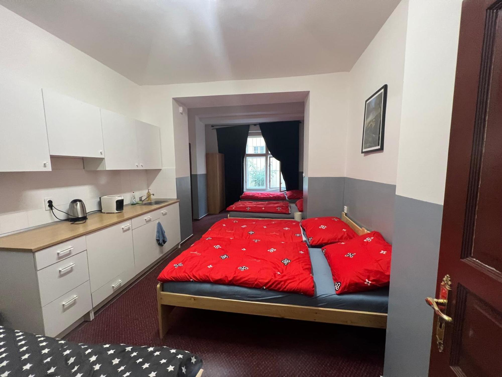 Apartment Moon Praga Zewnętrze zdjęcie