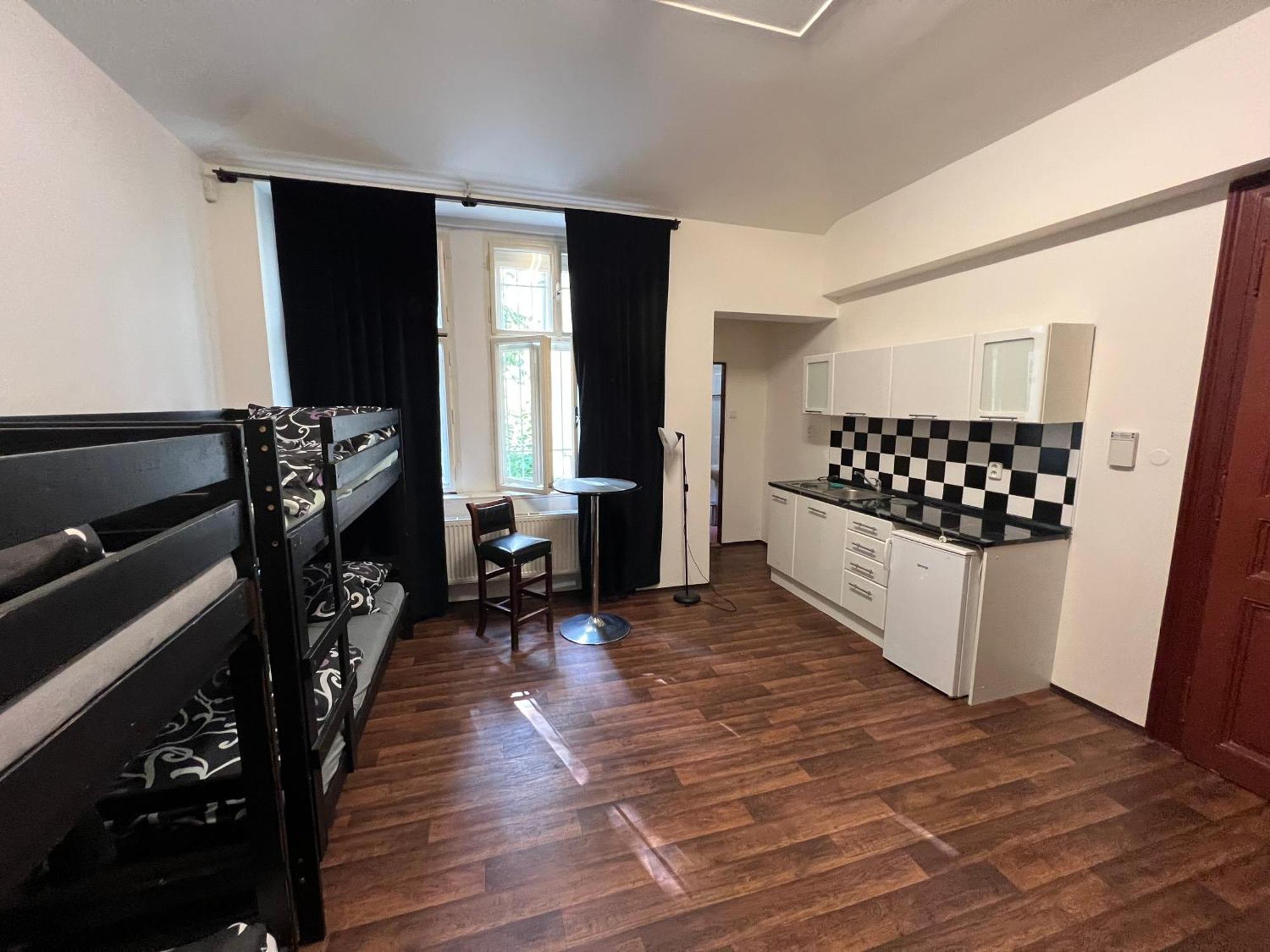 Apartment Moon Praga Zewnętrze zdjęcie